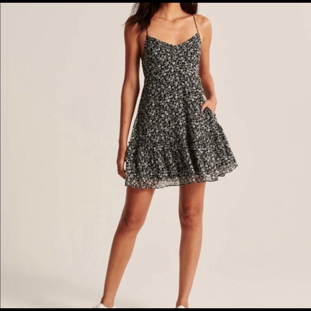 Abercrombie & Fitch Cami Mini Dress - Floral - Black/Cream - Size Small